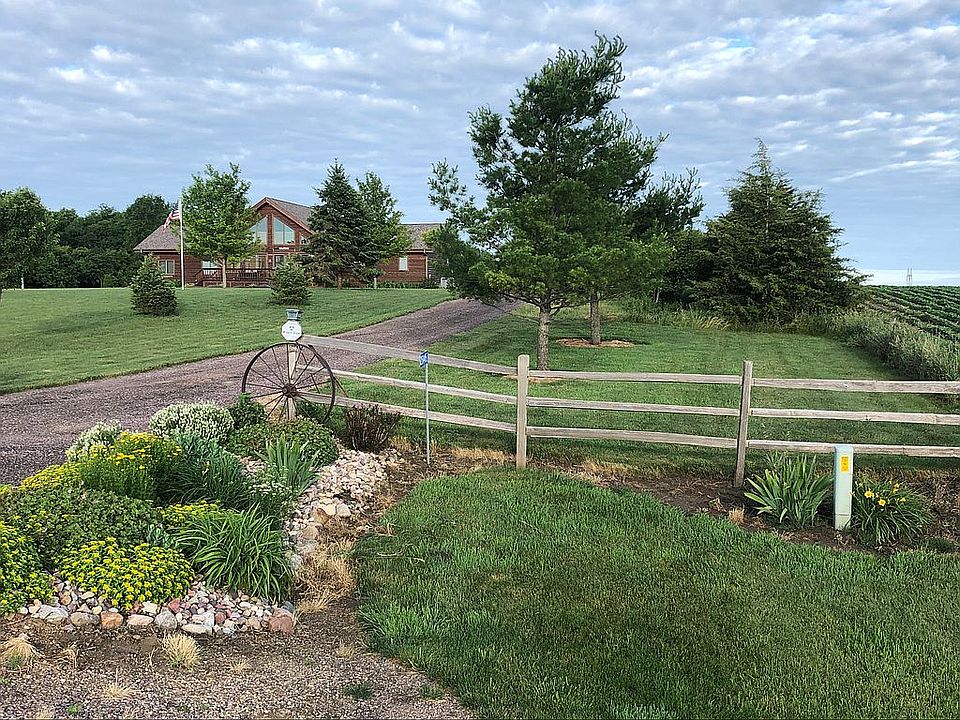 25445 484th from paved road