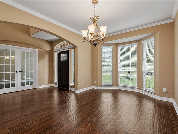 5th image of 18815 Oxley Ct