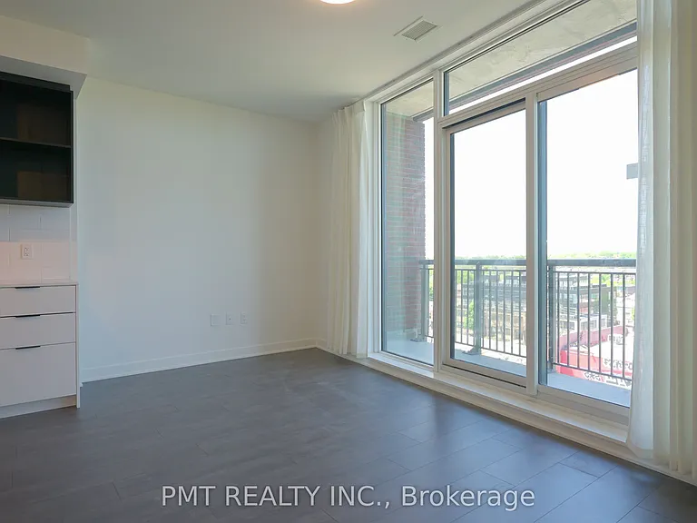 1185 Dupont St #719 — Photo 12