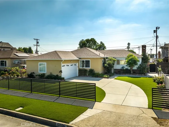 12556 Burton St, North Hollywood, CA 91605