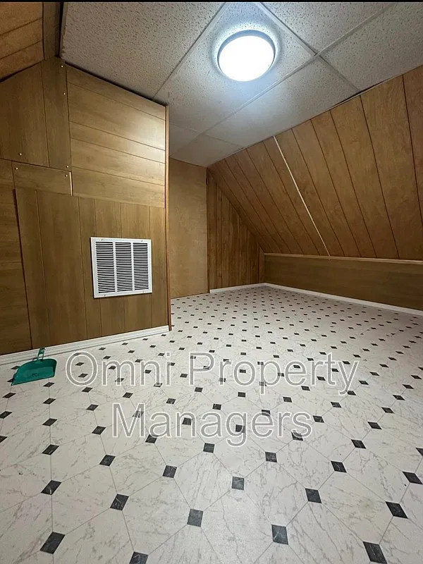 1 bed, 1.0 bath, $600 — Photo 3