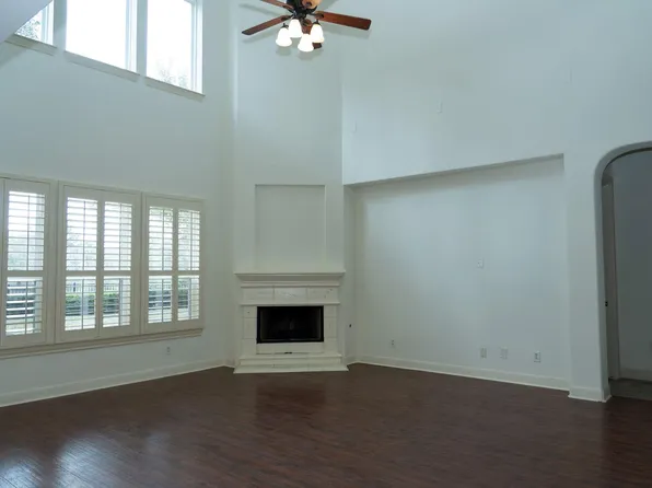 9230 Hernshead Ln, Missouri City, TX 77459