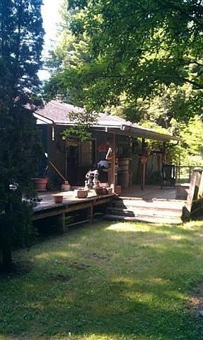 2nd image of 200 Bow Ln