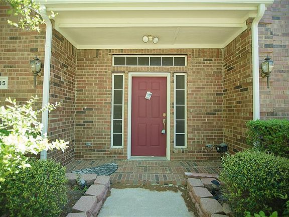 3rd image of 1505 Grapevine Creek Dr