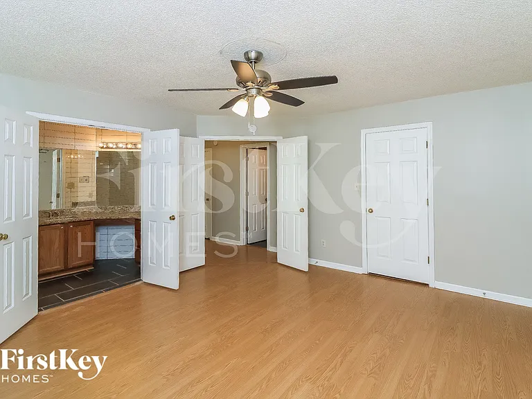 4242 Abington Walk NW — Photo 10