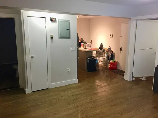 Rented by Lofts and Flats LLC | media 22