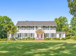 521 Cherry Rd, Memphis, TN 38117