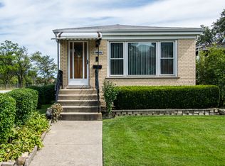 5627 N Oriole Ave, Chicago, IL 60631