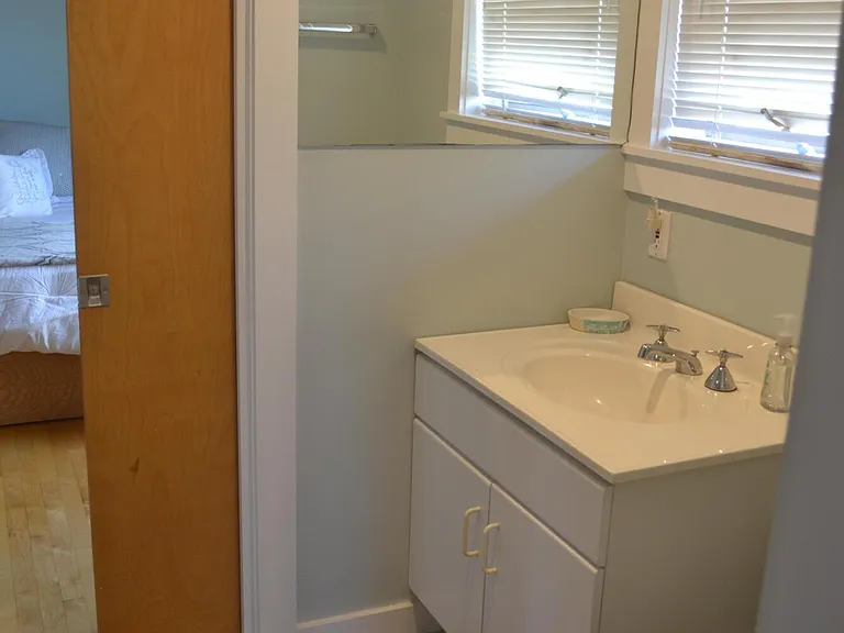 15 Ortley Ave — Photo 19