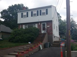16 Alleyne St, West Roxbury, MA 02132