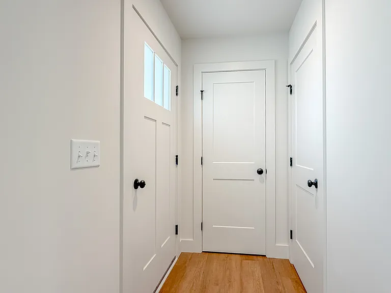 271 Locust St — Photo 2