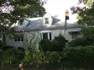 73 State St, West Babylon, NY