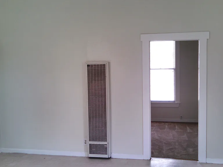 Tenth Street South 382 — Photo 5
