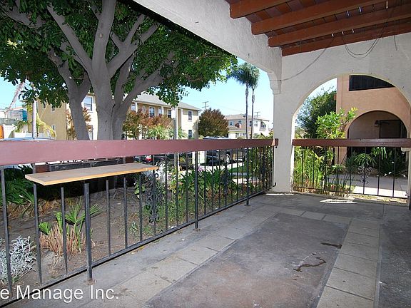 5th image of 229 Argonne Ave