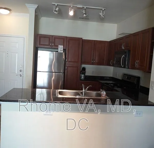 12949 Centre Park Cir #402 — Photo 4