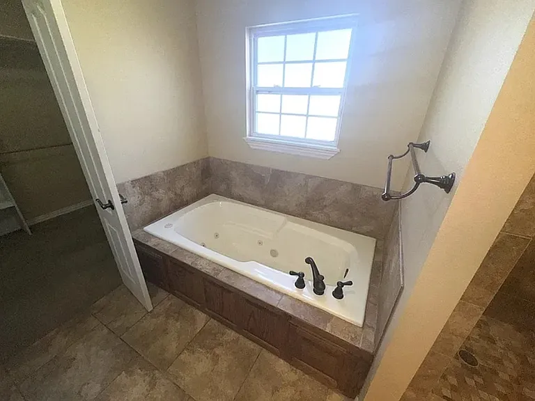 108 Johnson Dr #B — Photo 8