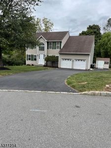 12 Crossfield Ct, Milford, NJ, 08848