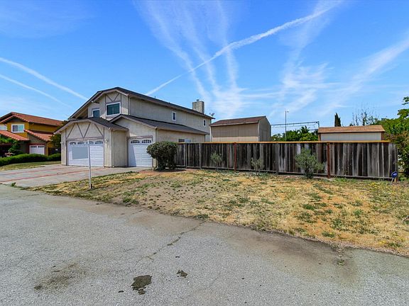 5th image of 16695 San Benito Dr
