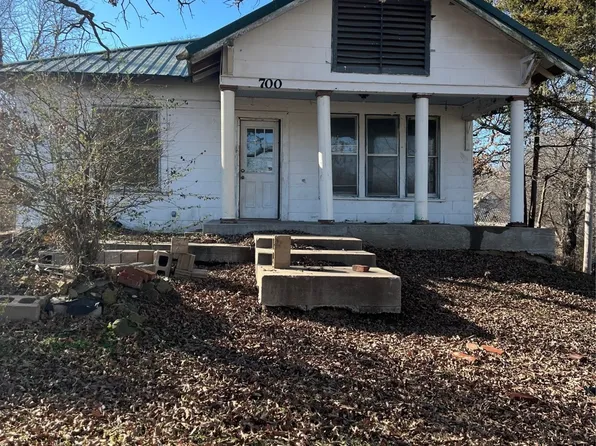 700 S Muskogee Ave, Okmulgee, OK 74447