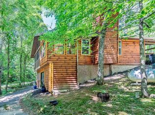 1663 S Mountain View Rd, Sevierville, TN 37876