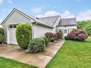 577C Nutley Dr, Monroe Township, NJ 08831