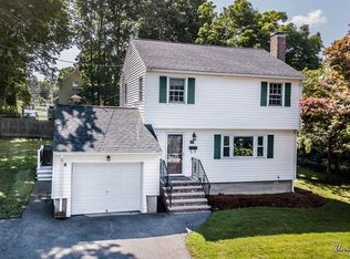 42 Stonington St, North Andover, MA 01845