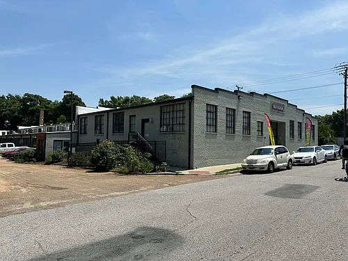 301 N. Dunlop Photo 1