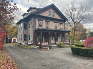 21 High St, Monson, MA 01057