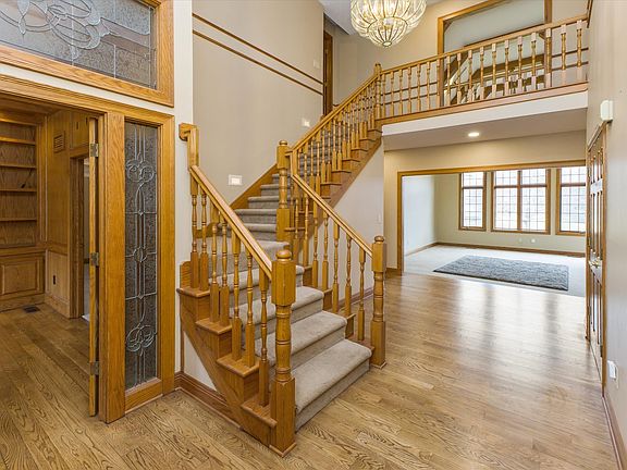 3rd image of 8703 Sargent Creek Ln