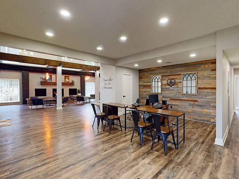 Azure Place Apartments — Photo 14
