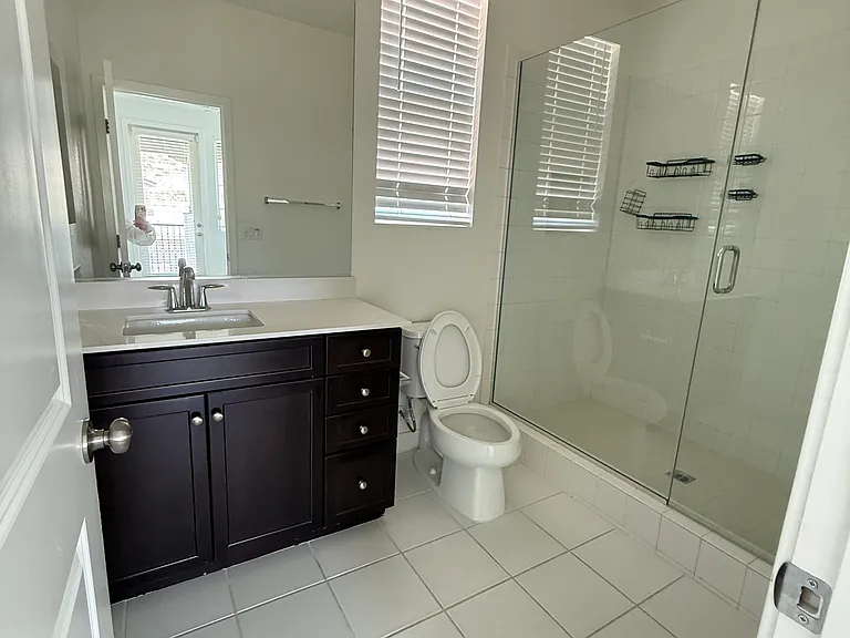 14072 Volare Ct — Photo 45