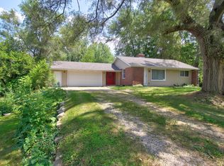 7862 Cottonwood Dr, Jenison, MI 49428