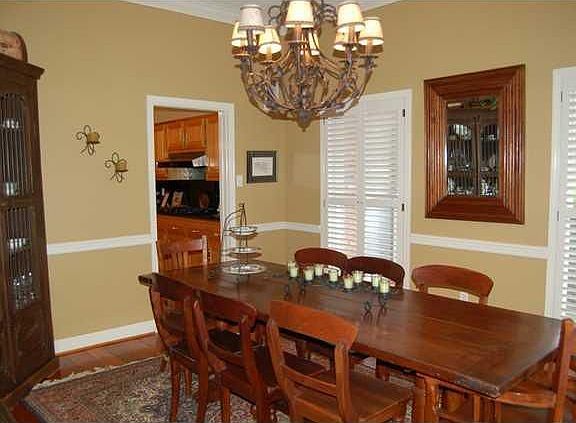 5th image of 704 Aberdeen Dr