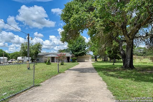 1st image of 234 Long Creek Dr