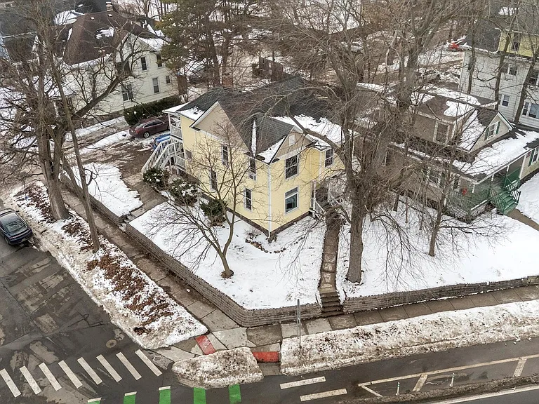 701 Washtenaw Rd — Photo 4