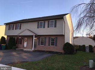 131 Bainbridge Cir, Sinking Spring, PA 19608