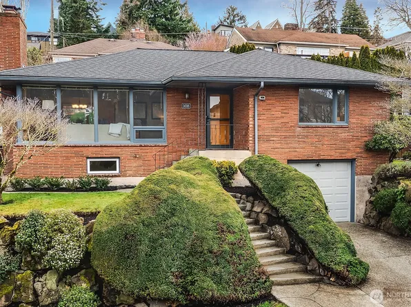 3036 12th Avenue W, Seattle, WA 98119