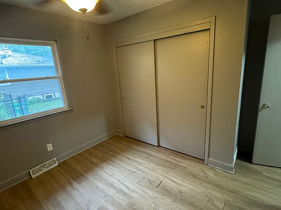 3rd image of 1623 NW 4th St #1