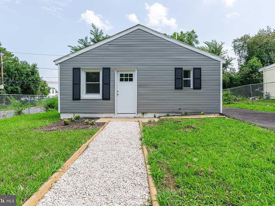 1st image of 485 Anderson Dr