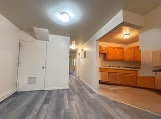 2292 Nameoke Ave, Far Rockaway, NY 11691