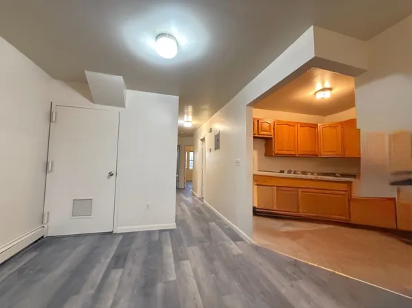 2292 Nameoke Ave, Far Rockaway, NY 11691