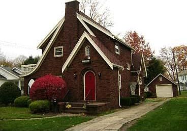 1st image of 410 E Slingluff Ave