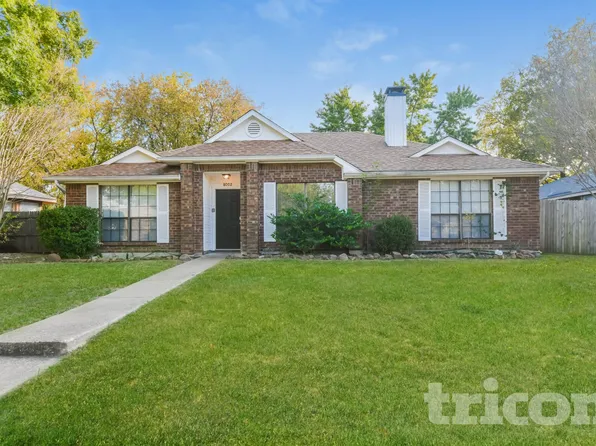 8002 Meadowlark Ln, Rowlett, TX 75088