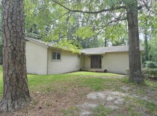 318 Shoreline Dr, New Bern, NC 28562
