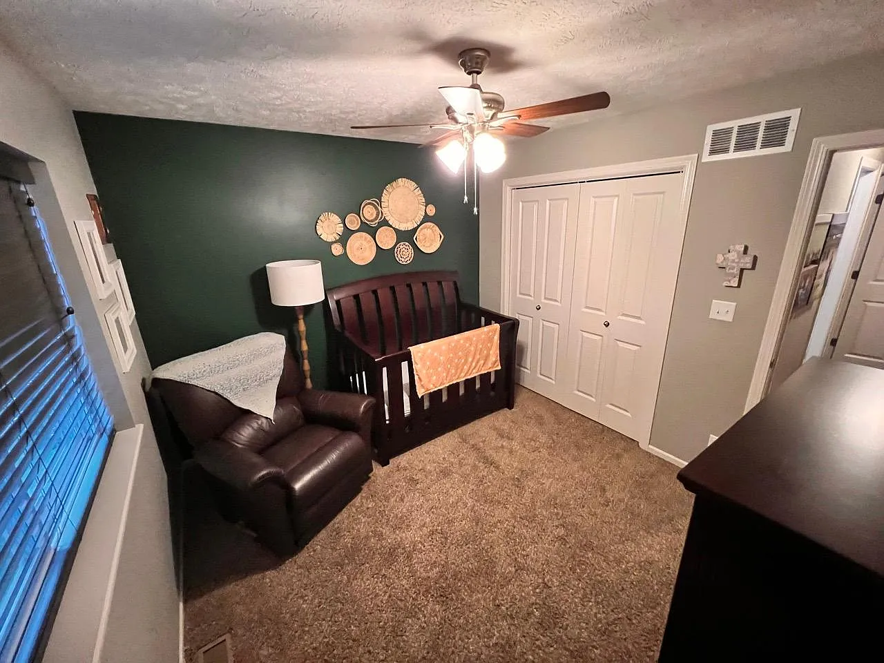 9425 Wishing Well Dr — Photo 4