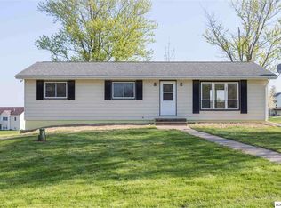 14395 Prairie Ln, East Dubuque, IL 61025