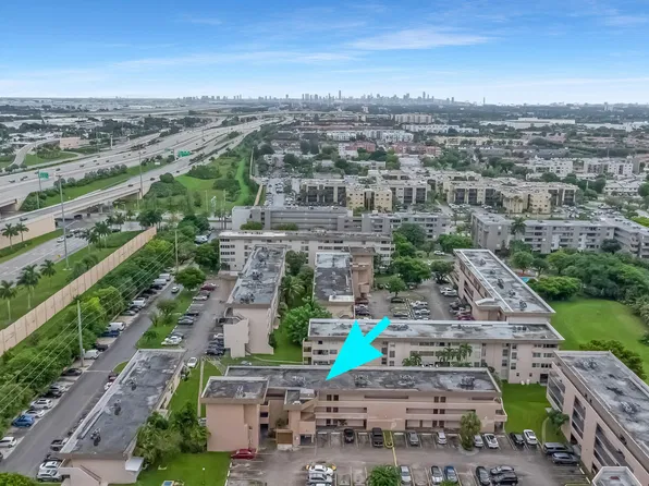 850 NW 87th Avenue #103, Miami, FL 33172