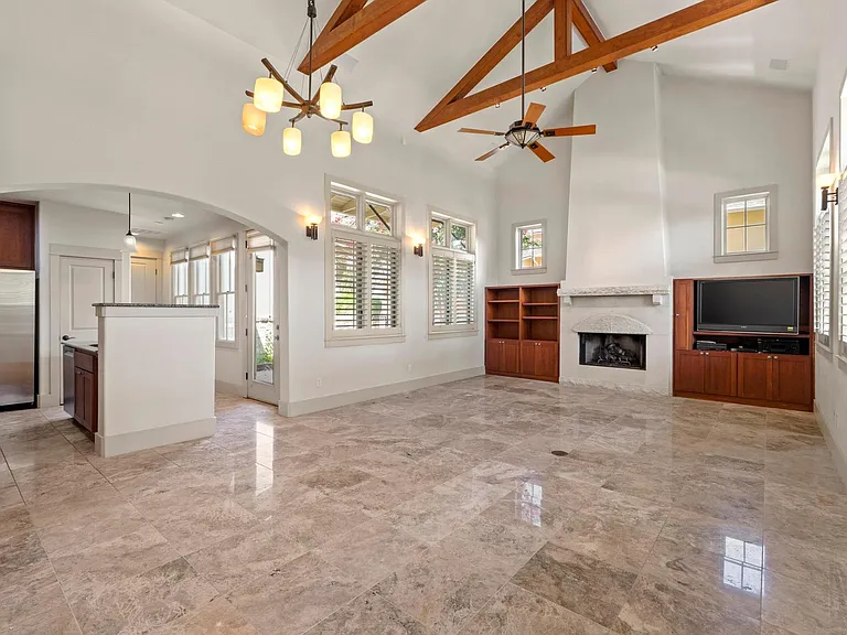 3810 Ridgelea Dr #A — Photo 3
