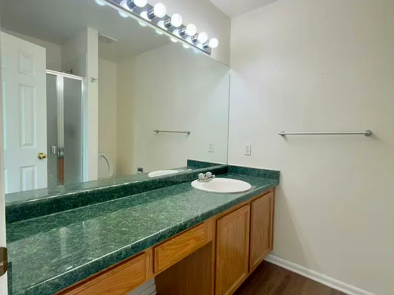 4245 Gracewood Dr — Photo 11