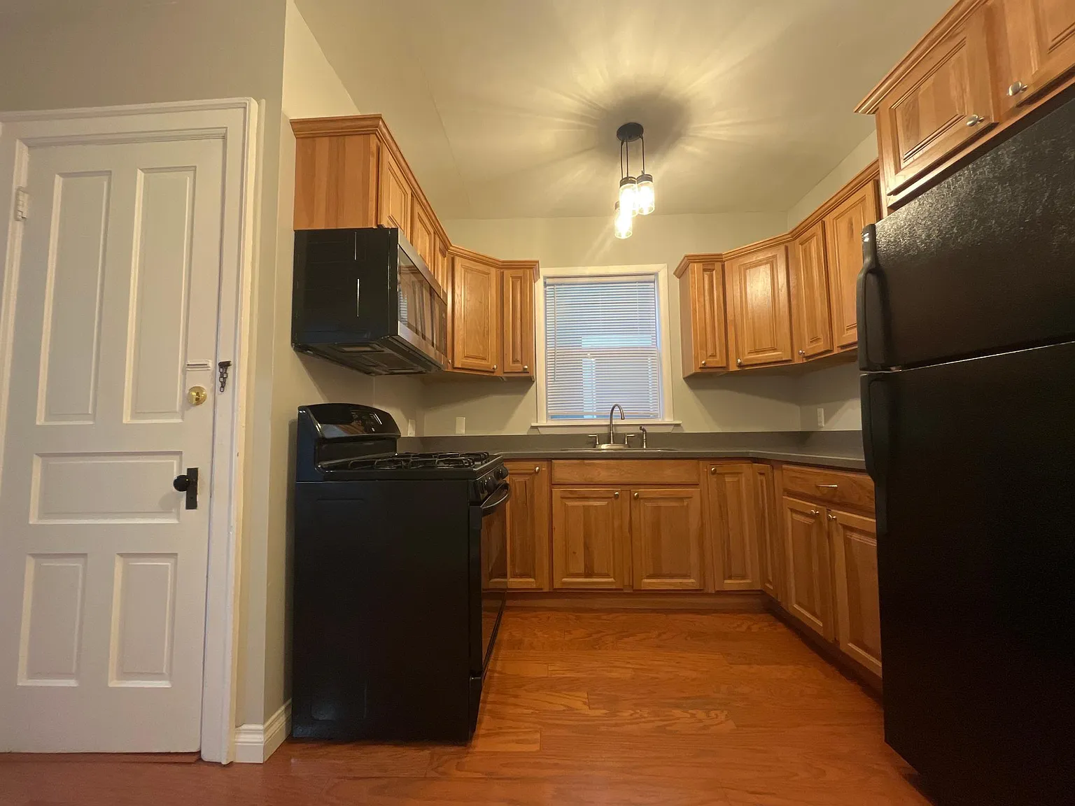 35 Granger Pl — Photo 4
